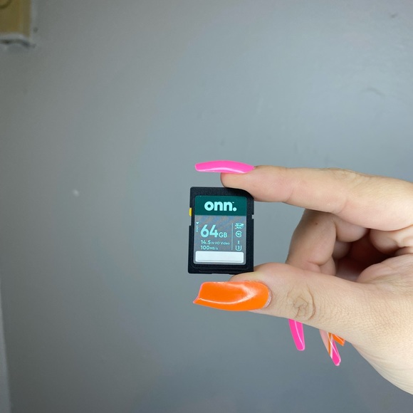 Onn camera sd card - Picture 1 of 1